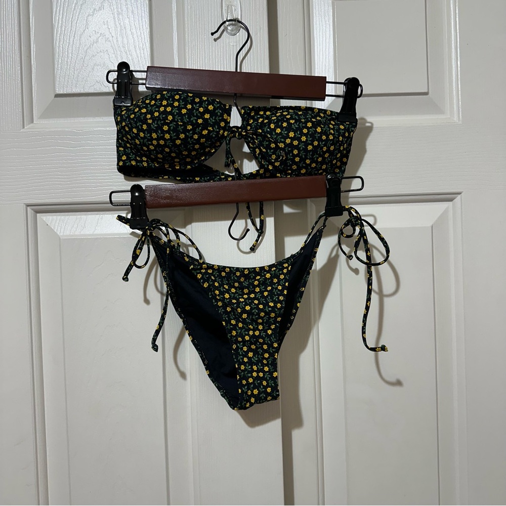 Bikini Lovers Flower Collection Bikini Black Floral Strapless Size L Top Boho